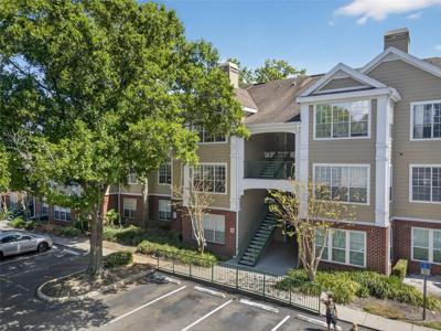 13003 PLANTATION PARK CIRCLE