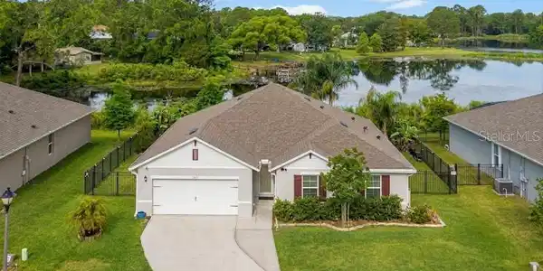 866 BAYLOR DRIVE