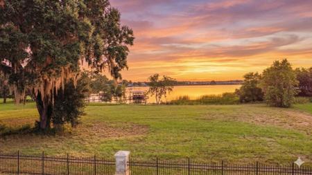2615 HICKORY TREE ROAD