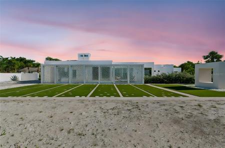 7647 SANDERLING ROAD