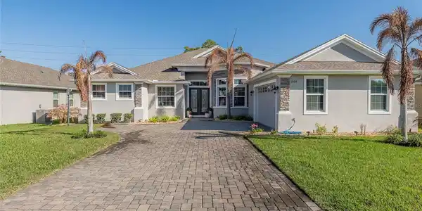 1564 CORDGRASS WAY