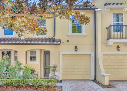 1321 BENEVOLENT STREET