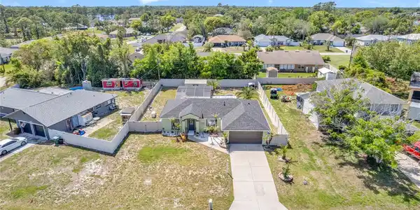 1418 VALE CIRCLE