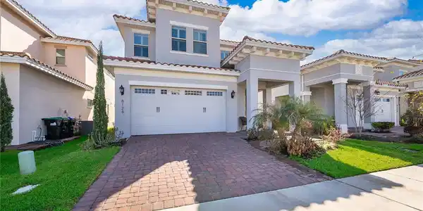 8124 MABURY LANE