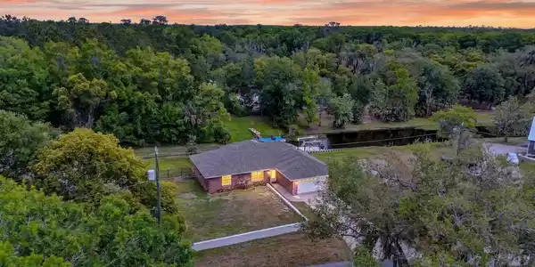 1505 LAKESIDE DRIVE
