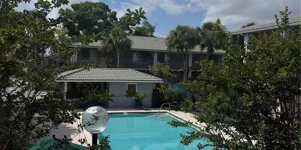122 WATER FRONT WAY