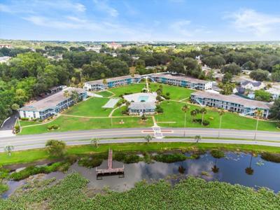 1600 W LAKE PARKER DRIVE