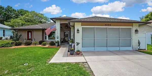 8224 SUGARBUSH DRIVE