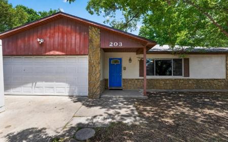 203 WOODFIELD DRIVE