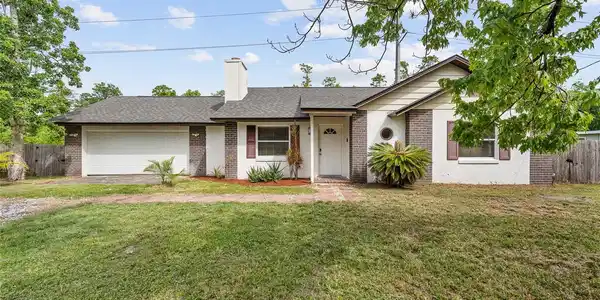 2040 E TRIANGLE DRIVE