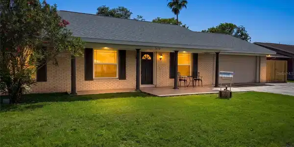 1410 SAXON BOULEVARD