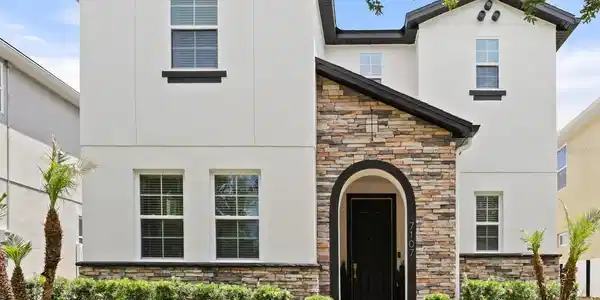 7107 BROWN PELICAN COURT