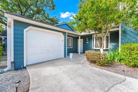 6956 COUNTRY CORNER LANE