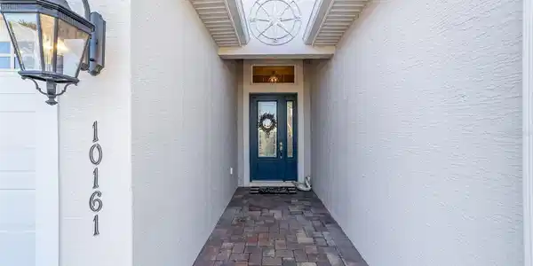 Image 4 Image 4