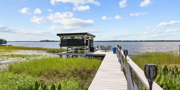33000 LAKESHORE DRIVE