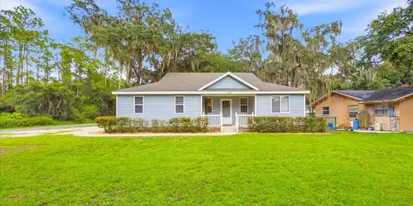 1125 EDEN DRIVE