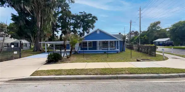 302 E DRURY AVENUE