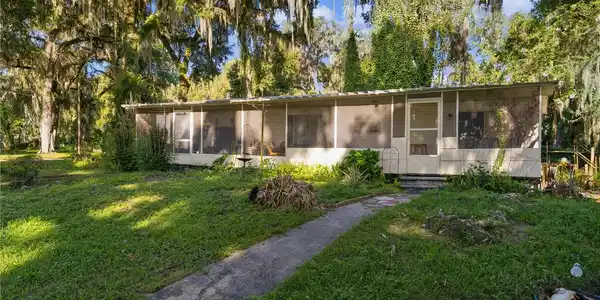 1975 E CR412 ROAD