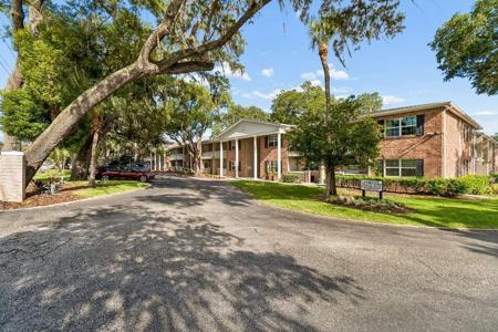 2500 LEE ROAD