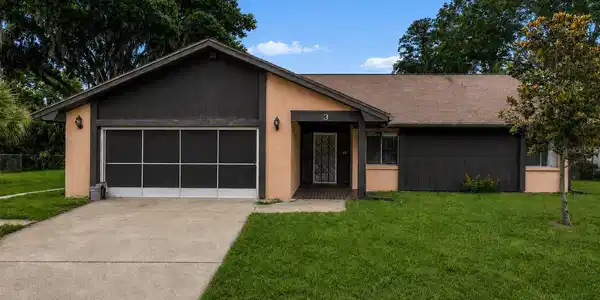 3 BLAKE COURT