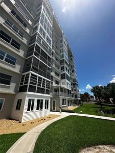 2131 LAKEVIEW DRIVE