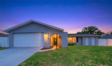 6072 AIRMONT DRIVE