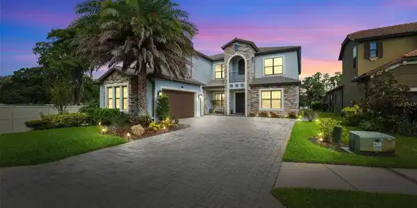 5167 LAKECASTLE DRIVE