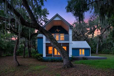 104 LONG POND WAY