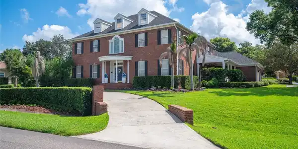 5120 LAKE IN THE WOODS BOULEVARD