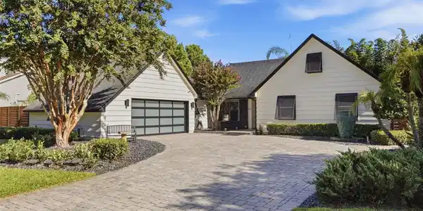 465 MANDALAY ROAD