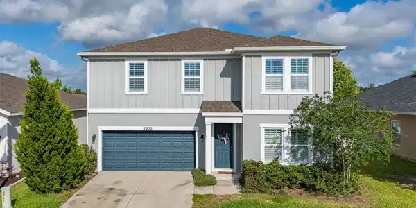 2933 DEERBERRY LANE