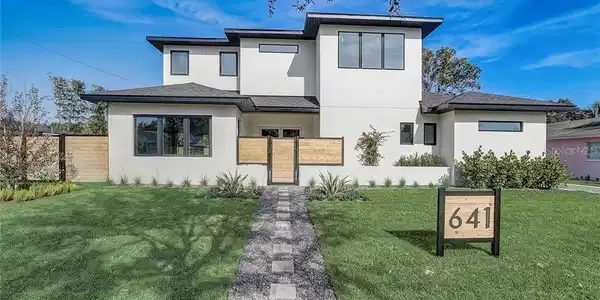 641 NORTHWOOD CIRCLE