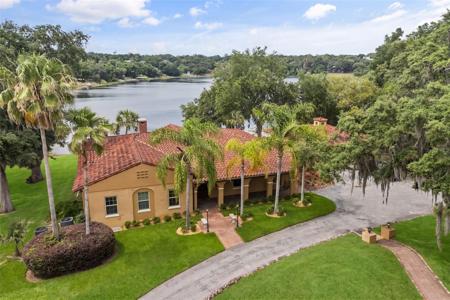 1909 COUNTRY CLUB DRIVE