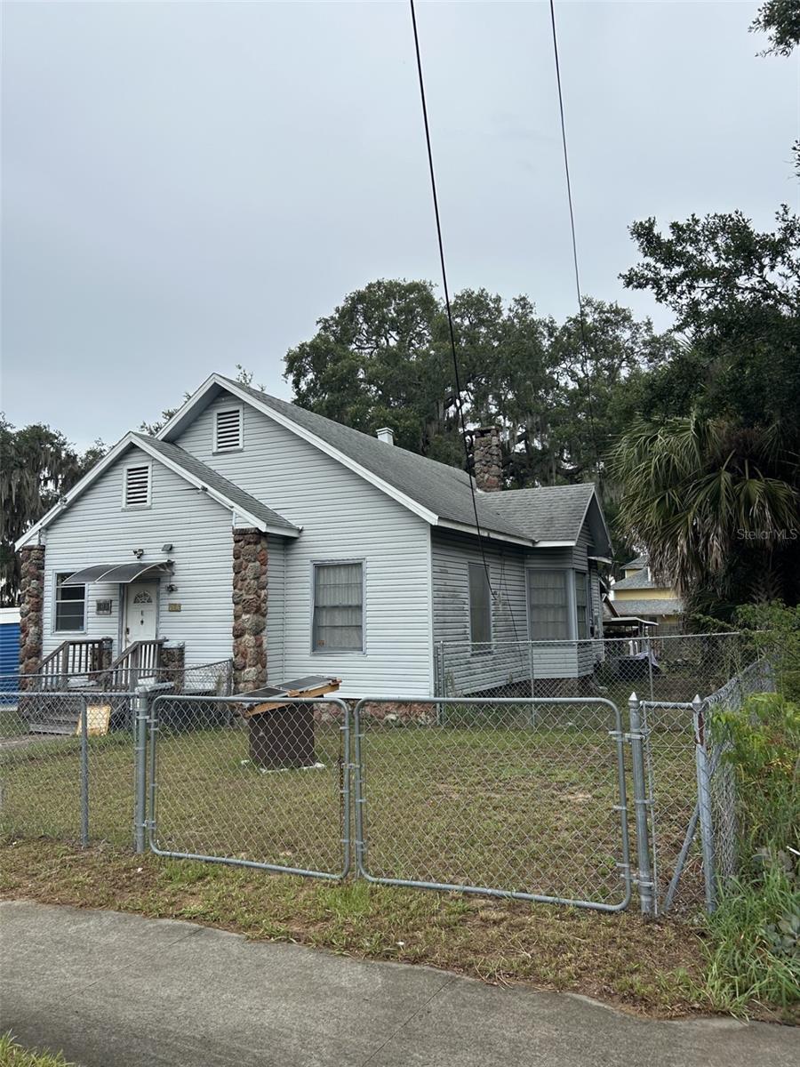 Image 1 Image 1