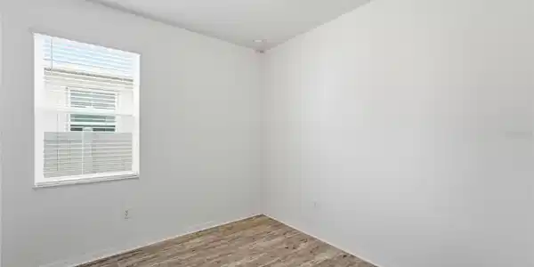 Image 4 Image 4