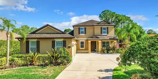 421 MEADOWRIDGE COVE