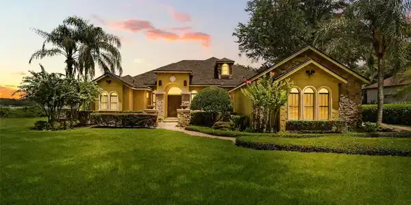 863 CARDINAL POINTE COVE