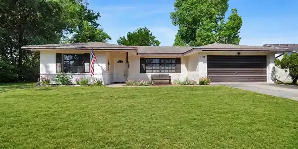 1131 ABAGAIL DRIVE