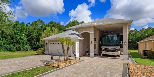 16201 CITRUS PKWY
