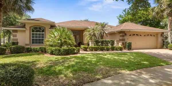 22 IBIS COURT N