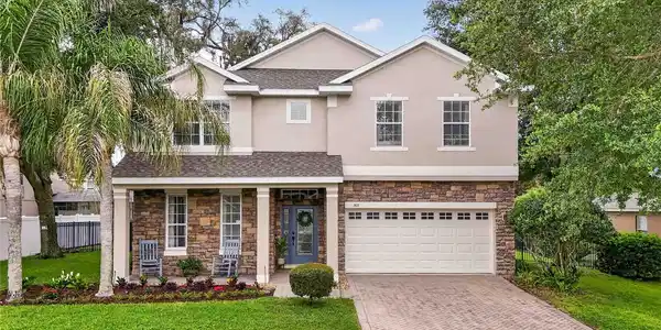 303 W BLUE WATER EDGE DRIVE