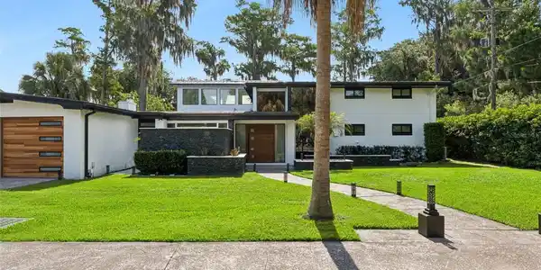 5583 JESSAMINE LANE