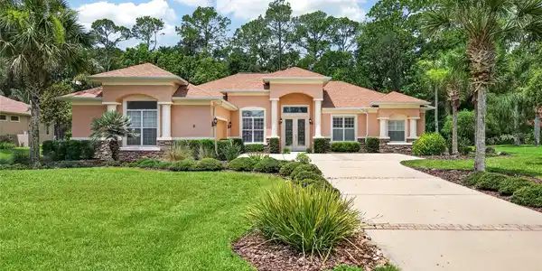 6 SCARLET OAK CIRCLE