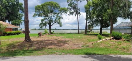 4220 LAKE MARIANNA DRIVE