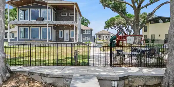 1023 MELLATHON CIRCLE