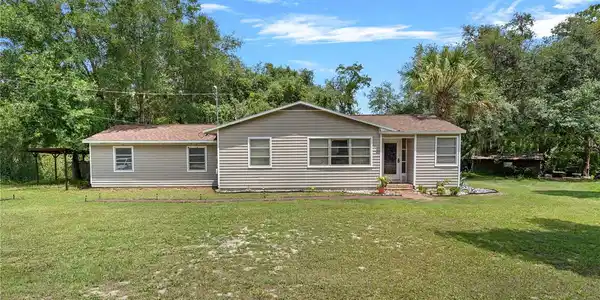 26015 SACKAMAXON DRIVE