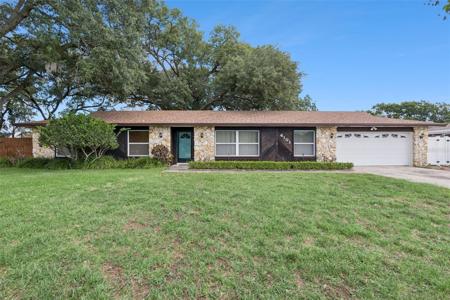 4101 PLAYA COURT