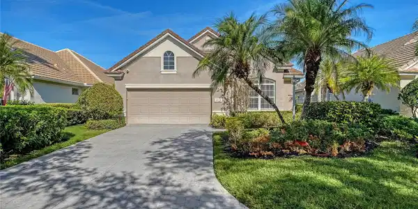 6519 OAKLAND HILLS DRIVE
