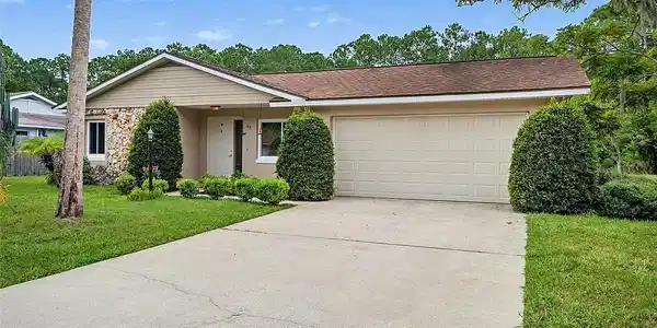 43 BAY SPRING PLACE