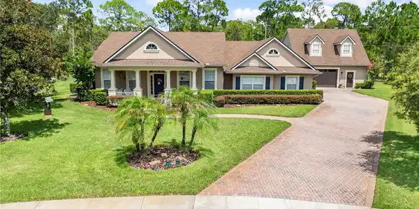 1803 CHARLES COURT